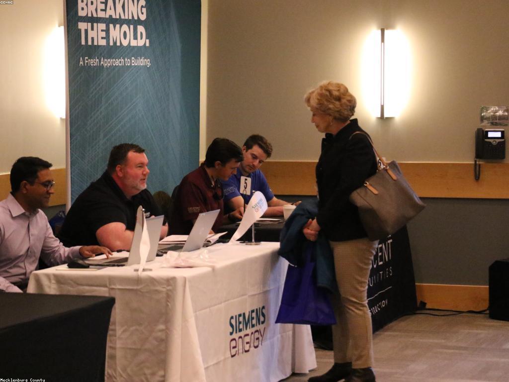 ការវិភាគកម្រិតសេដ្ឋកិច្ចនិងផលប៉ះពាល់របស់វា